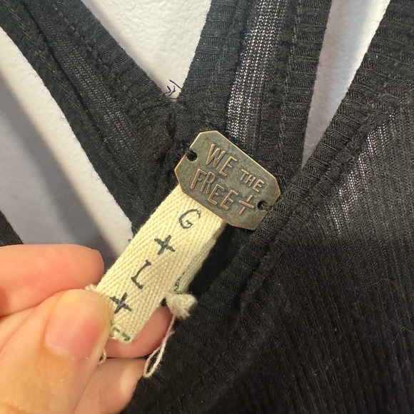 Black We the Free oversized pocket ribbed tank - Picture 3 of 4